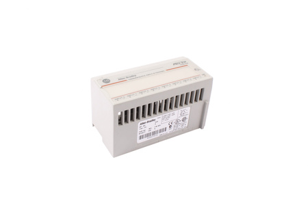 1794-IT8 ALLEN BRADLEY CARCASA
