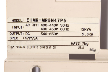 CVST21023 YASKAWA CIMR-MR5N47P5 CAJA