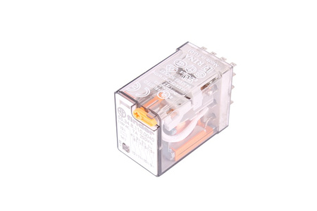 55.34.8.110.0040 FINDER 110VAC 7A RELÉ