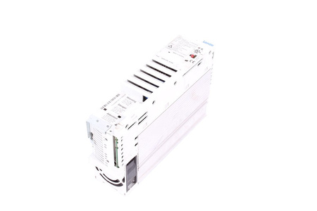 E82EV152_4C000 LENZE VECTOR 8200 ID.-NO. 13142439