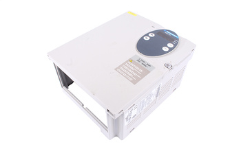 ATV31HU22N4 TELEMECANIQUE CAJA