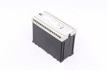 LCUX1-400 SICK RELEVO DE SEGURIDAD