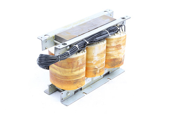 A80L-0024-0028 FANUC 380-415/440-481/500-575V, 210-240/200-230V TRANSFORMADOR