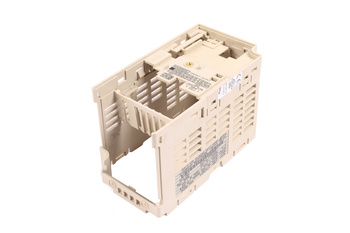 CIMR-V7AZB0P4 YASKAWA CAJA