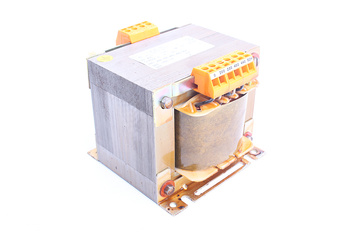 TM CE S.R.L. 200/230/400/440V, 110V