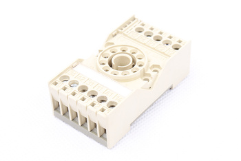 CS-11 TURCK SOPORTE DE RELEVO